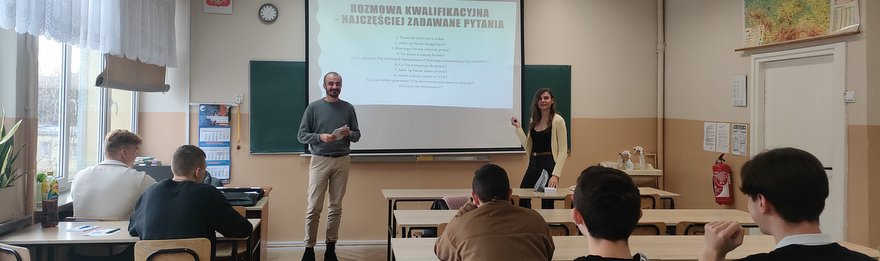 [tab title="01"][photo_panel photo="https://zspgrojec.eu/images/2023/syn/01.jpg"]Spotkanie z pracodawcami w ramach projektu "Wysoka jakość kształcenia zawodowego w Powiatach: Grójeckim i Warszawskim Zachodnim"[/photo_panel][/tab]